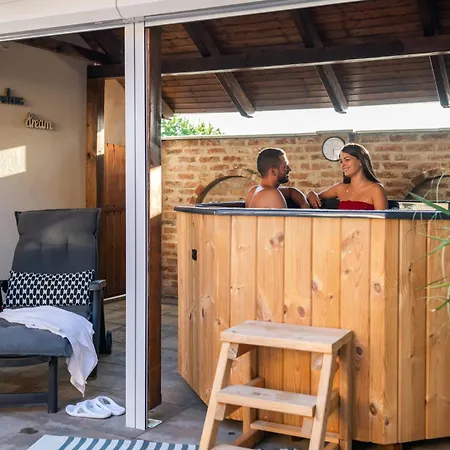 Lexi Private Hydromassage Hot Tub شقة