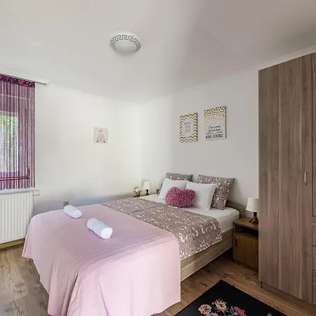 شقة Lexi Private Hydromassage Hot Tub Balatonboglár