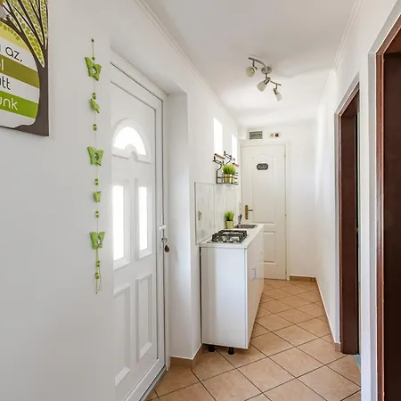 Lexi Private Hydromassage Hot Tub Balatonboglár