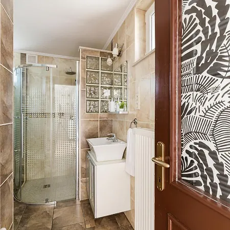 Lexi Private Hydromassage Hot Tub