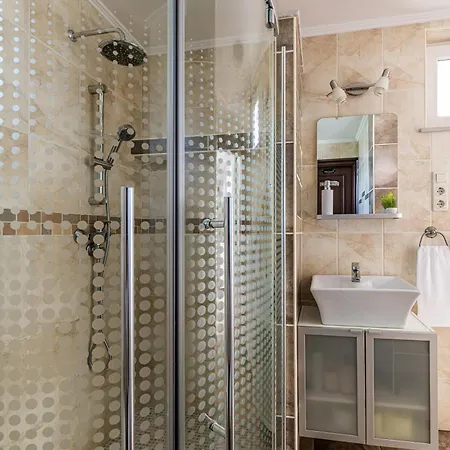 Lexi Private Hydromassage Hot Tub