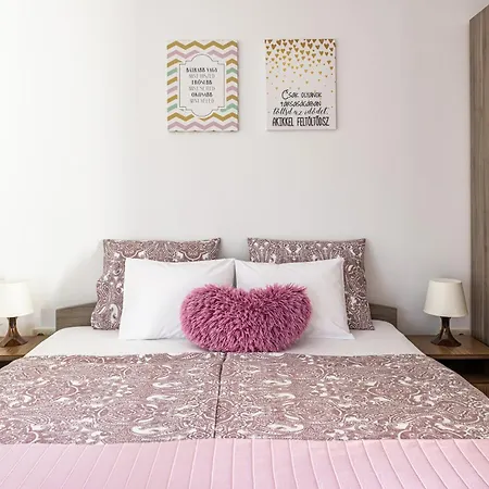 Lexi Private Hydromassage Hot Tub * Balatonboglár